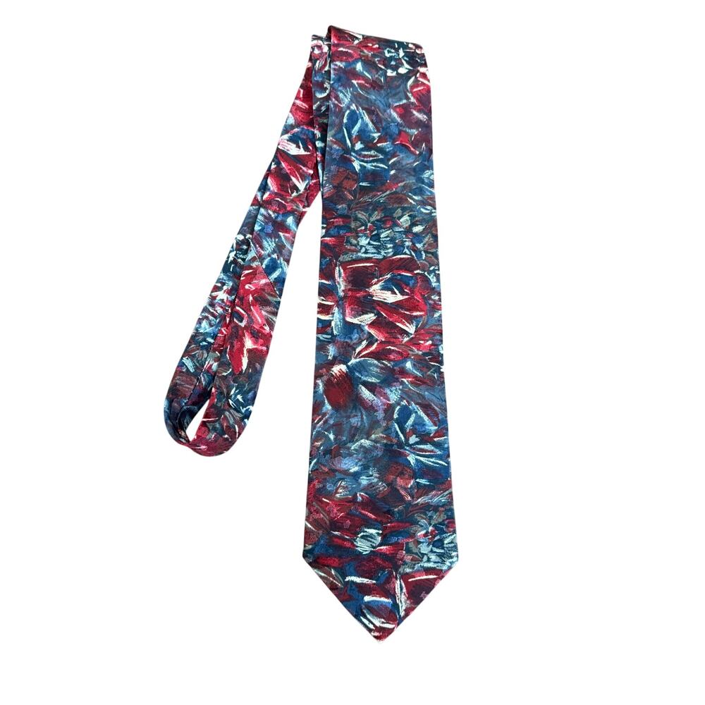 Wembley VINTAGE Jacquard Red White Gray Abstract Floral Rose Men's Tie